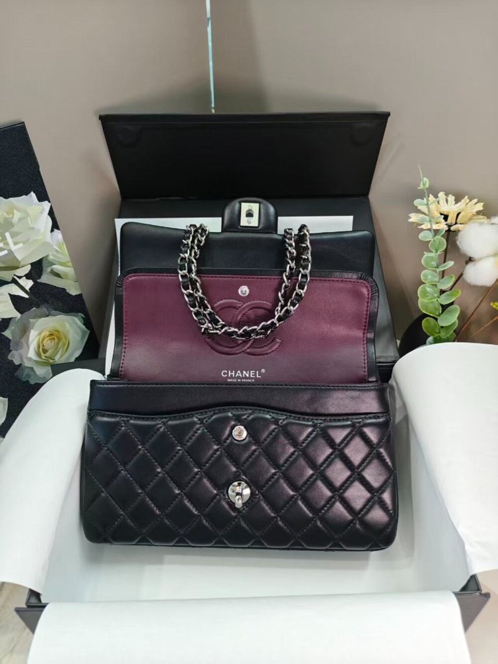 Chanel Black Lambskin Quilted Classic Flap Bag Sliver - Picture 7 of 8